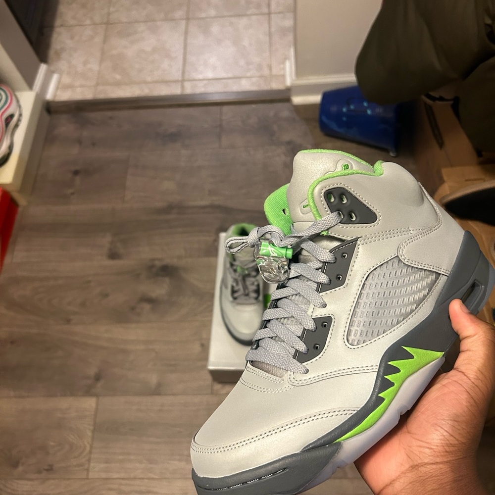 Jordan 5 green bean